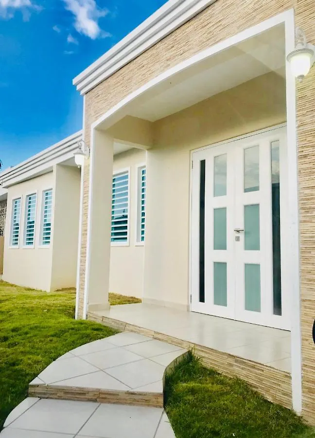 Villa Altiery Puerto Rico 카과스 아파트